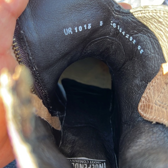 Women’s leather ankle Booties. - Picture 11 of 11